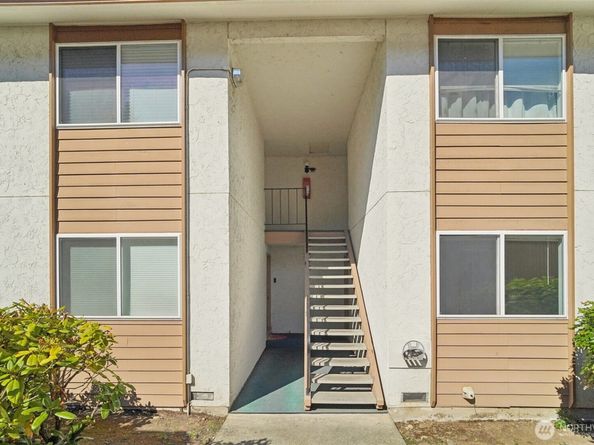 12818 SE 41st Lane B103, Bellevue WA 98006