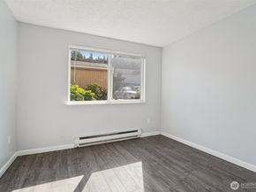 12818 SE 41st Lane B103, Bellevue WA 98006