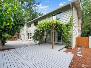 21903 NE 18th Street, Sammamish WA 98074