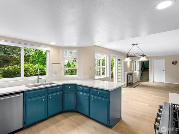 21903 NE 18th Street, Sammamish WA 98074
