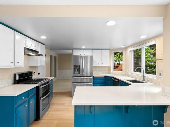 21903 NE 18th Street, Sammamish WA 98074