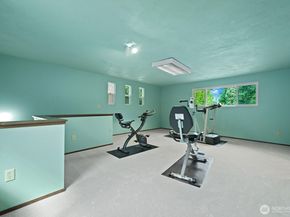 21903 NE 18th Street, Sammamish WA 98074