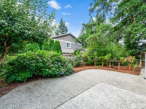 21903 NE 18th Street, Sammamish WA 98074