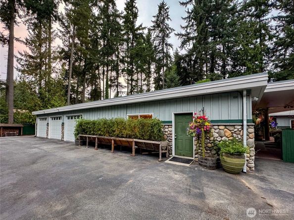 22628 106th Avenue W, Woodway WA 98020
