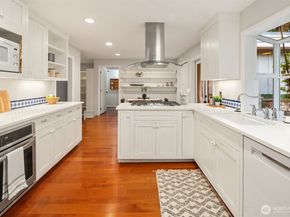 22628 106th Avenue W, Woodway WA 98020