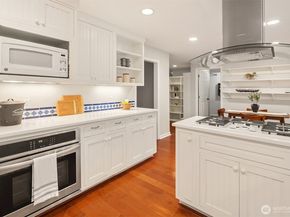 22628 106th Avenue W, Woodway WA 98020