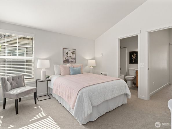 10311 Midvale Avenue N A, Seattle WA 98133