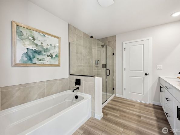 3955 McCormick Village Drive, Bremerton WA 98312