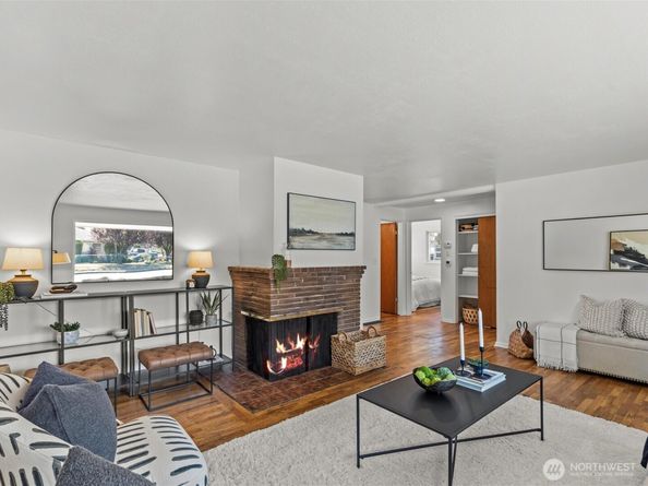 3058 S 200th Street, SeaTac WA 98198