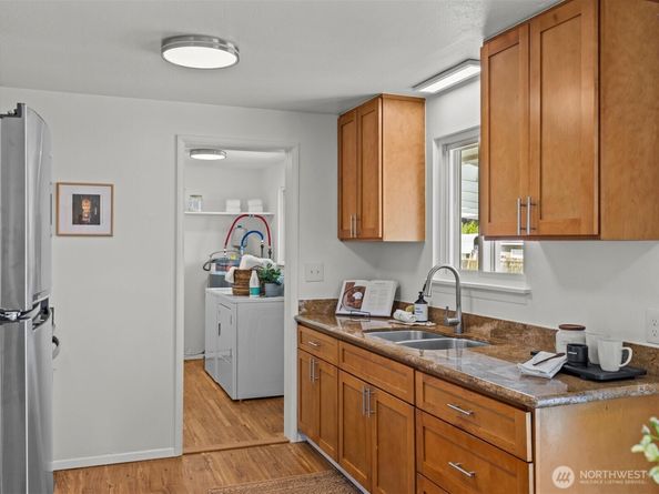3058 S 200th Street, SeaTac WA 98198