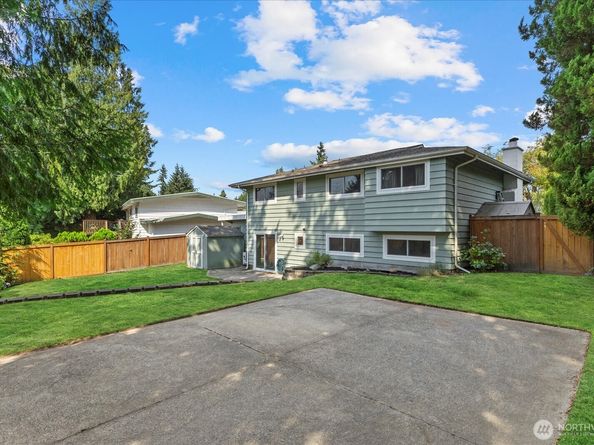 5106 241st Street SW, Mountlake Terrace WA 98043