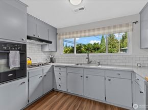 5106 241st Street SW, Mountlake Terrace WA 98043