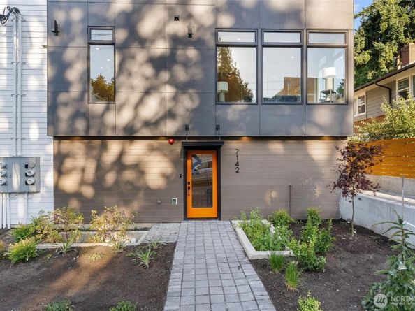 7142 47th Avenue SW, Seattle WA 98136