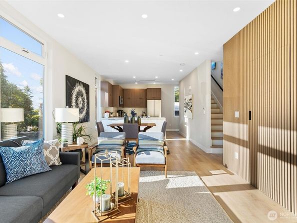 7142 47th Avenue SW, Seattle WA 98136