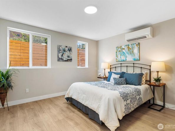 7142 47th Avenue SW, Seattle WA 98136