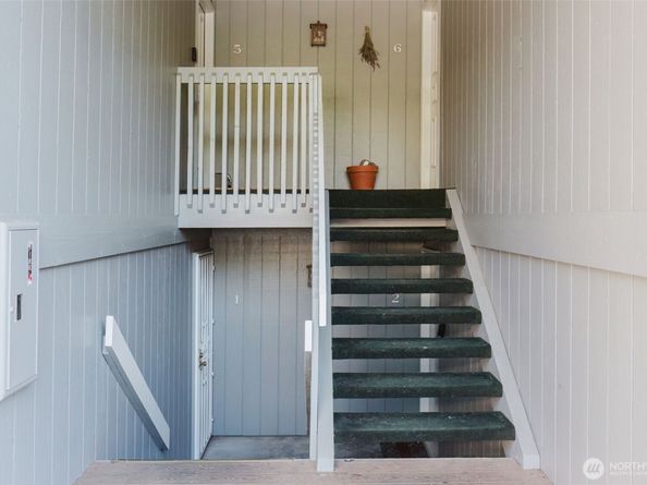 2949 SE Mile Hill Drive C2, Port Orchard WA 98366