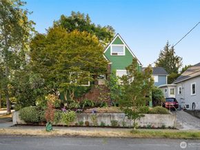 5803 Latona Avenue NE, Seattle WA 98105