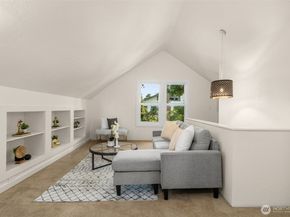 5803 Latona Avenue NE, Seattle WA 98105