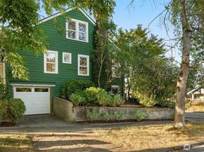 5803 Latona Avenue NE, Seattle WA 98105