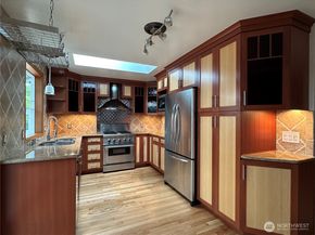 12322 NE 134th Street, Kirkland WA 98034