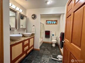 12322 NE 134th Street, Kirkland WA 98034