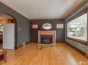 319 1st Street NE, Auburn WA 98002