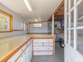 319 1st Street NE, Auburn WA 98002