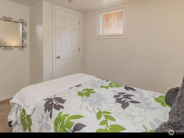 319 1st Street NE, Auburn WA 98002