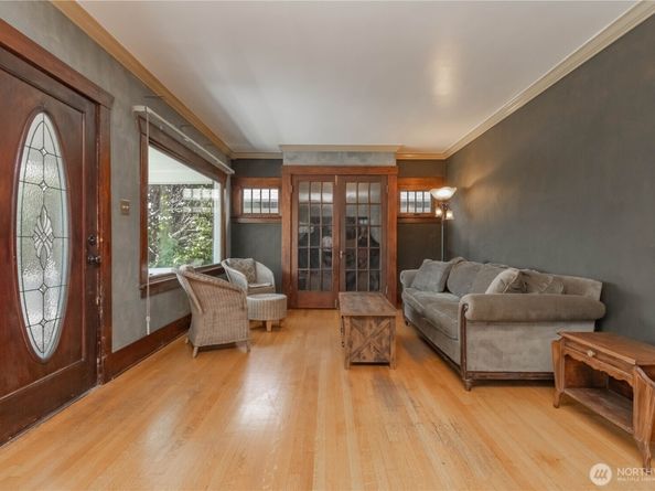 319 1st Street NE, Auburn WA 98002