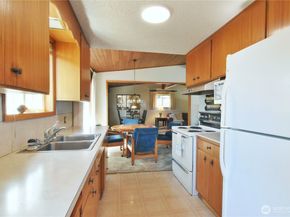4820 228th Street SW, Mountlake Terrace WA 98043