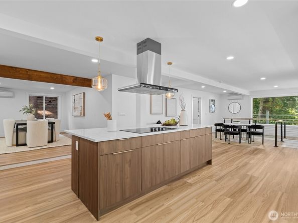 14538 38th Avenue NE, Lake Forest Park WA 98155
