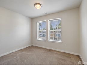 2516 192nd Place SW, Lynnwood WA 98036