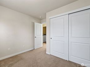 2516 192nd Place SW, Lynnwood WA 98036