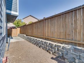 2516 192nd Place SW, Lynnwood WA 98036