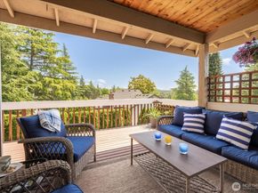 9206 NE 126th Place, Kirkland WA 98034