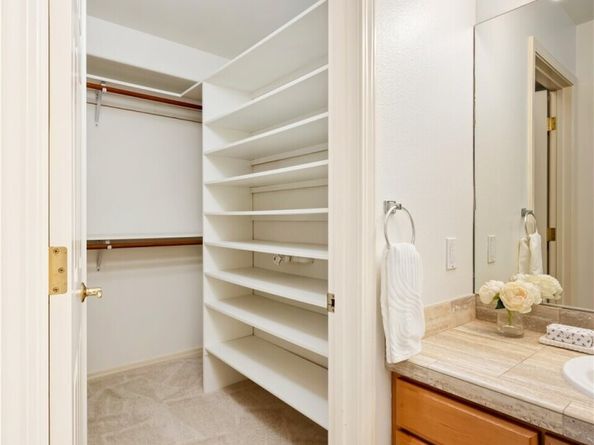 9206 NE 126th Place, Kirkland WA 98034