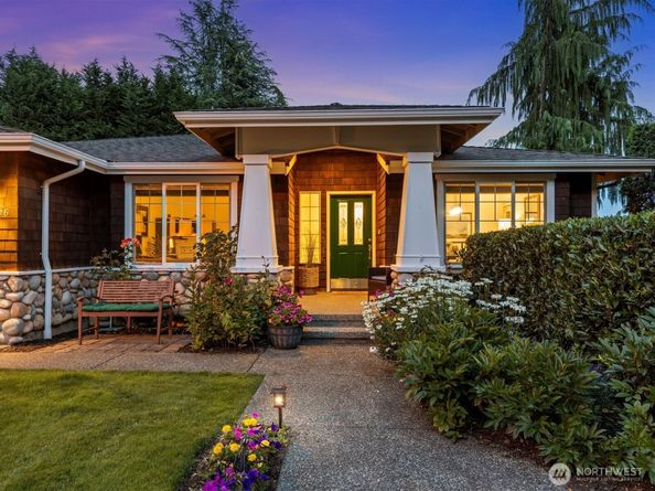 9206 NE 126th Place, Kirkland WA 98034