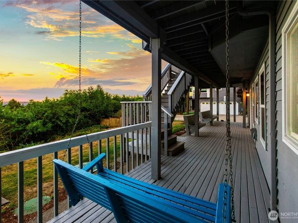 7306 Lone Eagle Place NW, Bremerton WA 98312