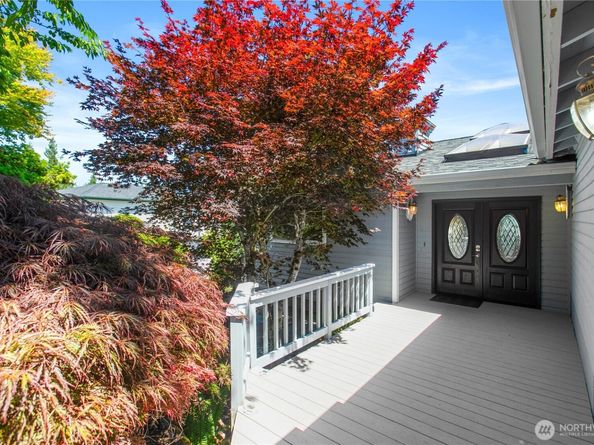 7306 Lone Eagle Place NW, Bremerton WA 98312