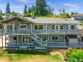 7306 Lone Eagle Place NW, Bremerton WA 98312