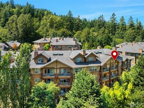 1000 Cabin Creek Lane SW D302, Issaquah WA 98027