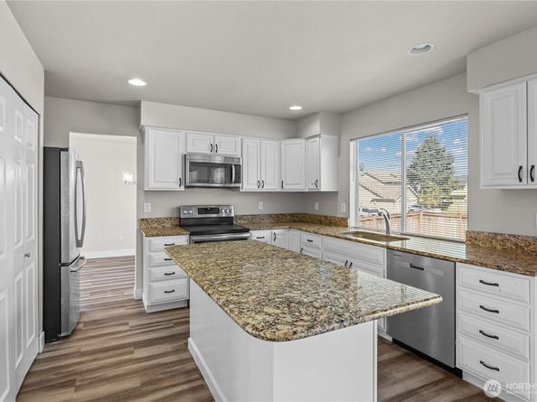 1212 SW 349th Street, Federal Way WA 98023