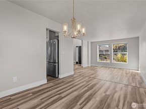 1212 SW 349th Street, Federal Way WA 98023