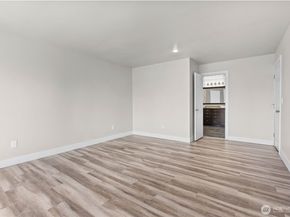 1212 SW 349th Street, Federal Way WA 98023