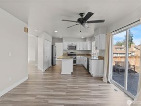 1212 SW 349th Street, Federal Way WA 98023