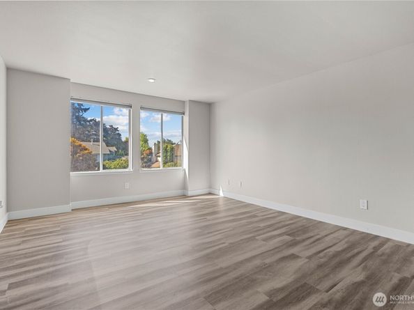 1212 SW 349th Street, Federal Way WA 98023