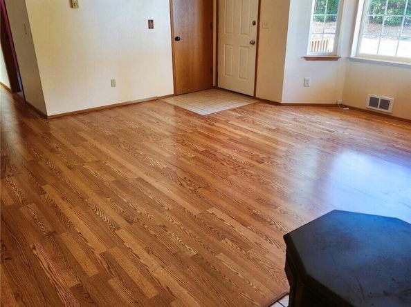 8040 NE Seawind Avenue, Poulsbo WA 98370