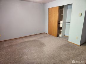8040 NE Seawind Avenue, Poulsbo WA 98370