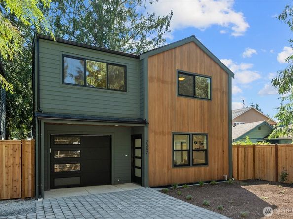 2347 NE 127 Street, Seattle WA 98125