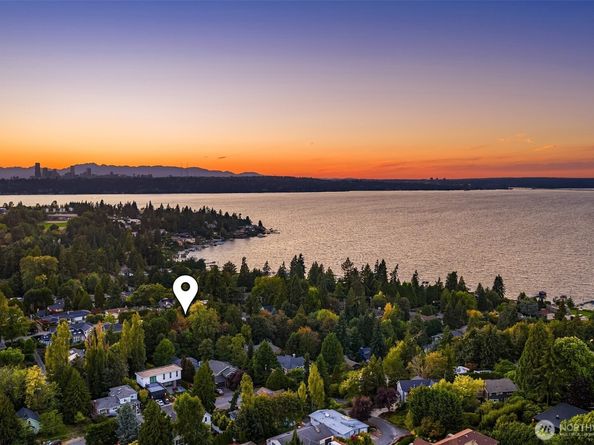 2024 80th Street SE, Mercer Island WA 98040